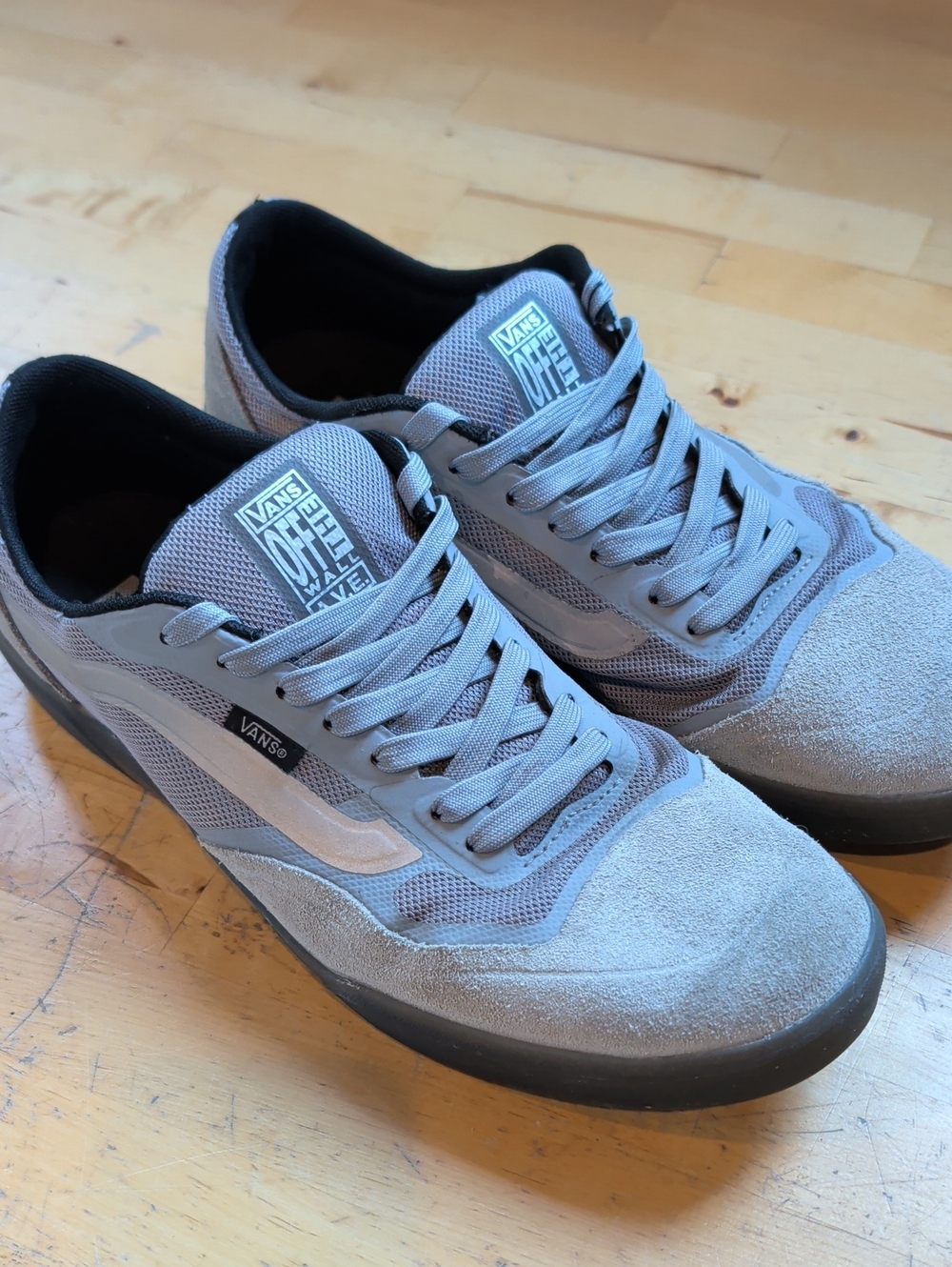 Vans AVE "Reflective Grey" Men's 11